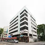 Hotel 165