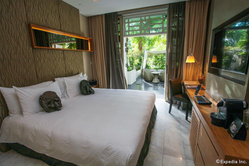 Fort Canning 5*