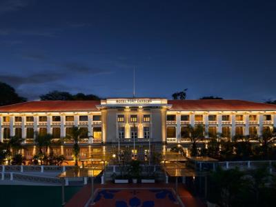 Fort Canning Hotel 5*