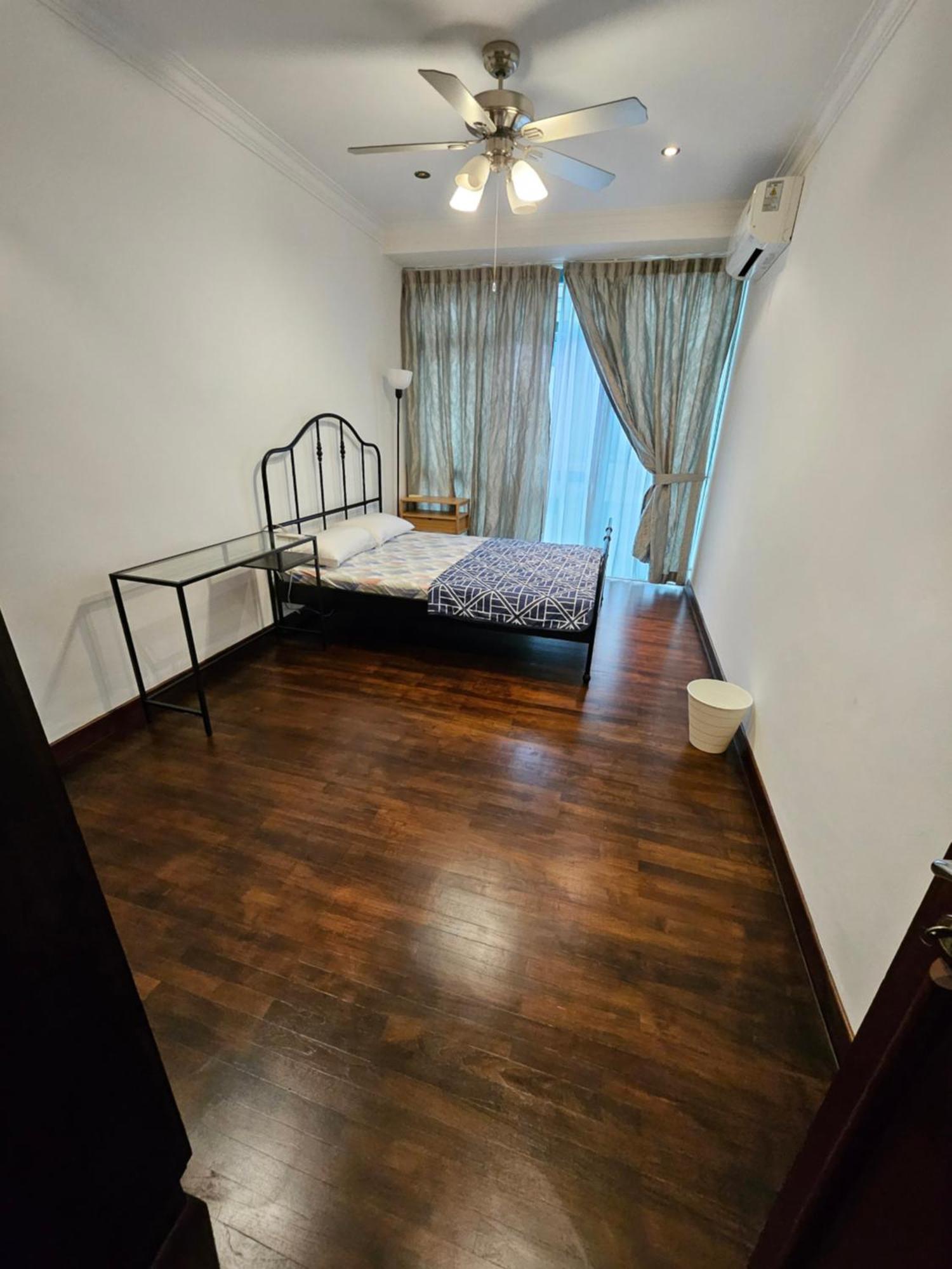Hoilday Homes Guest house Singapore