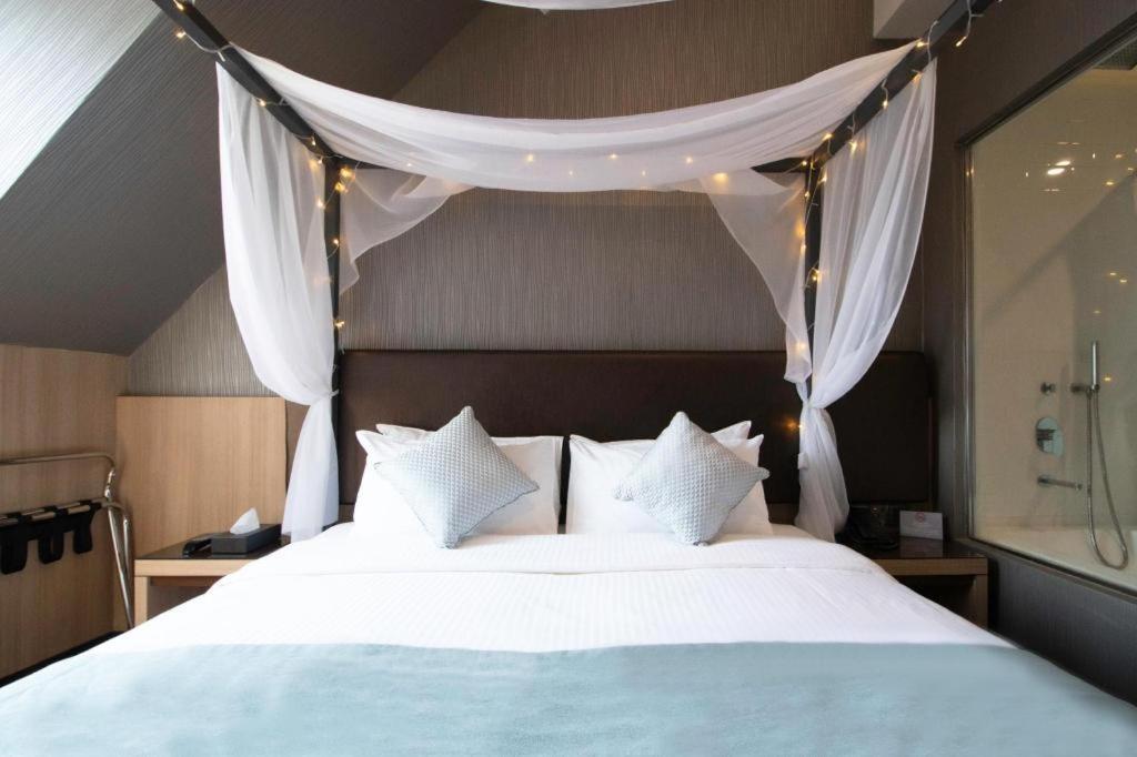 Nuve Stellar 3* Singapore