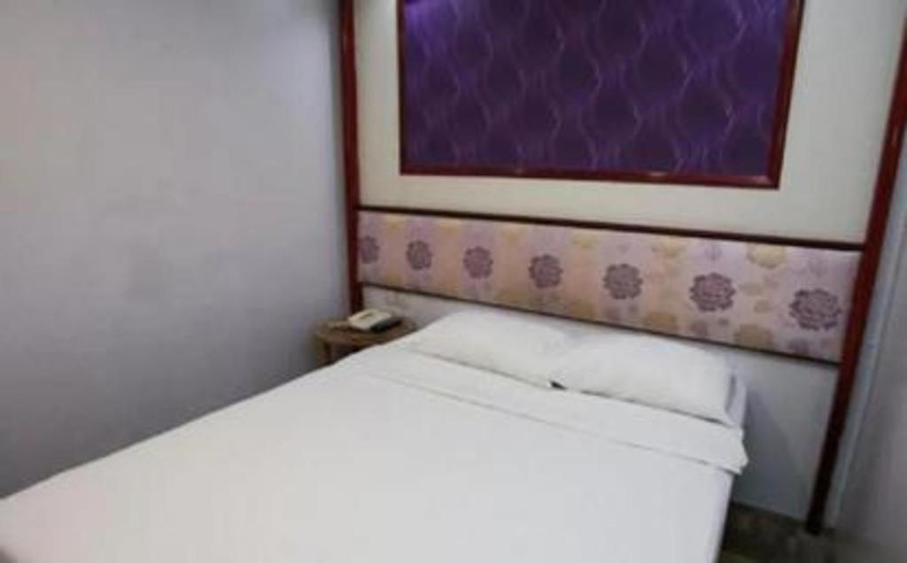 Hotel 165