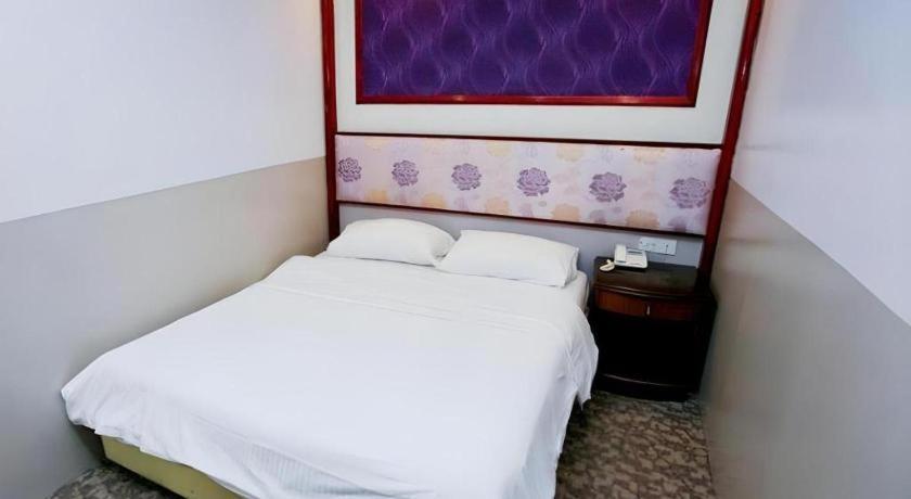 Hotel 165 2*