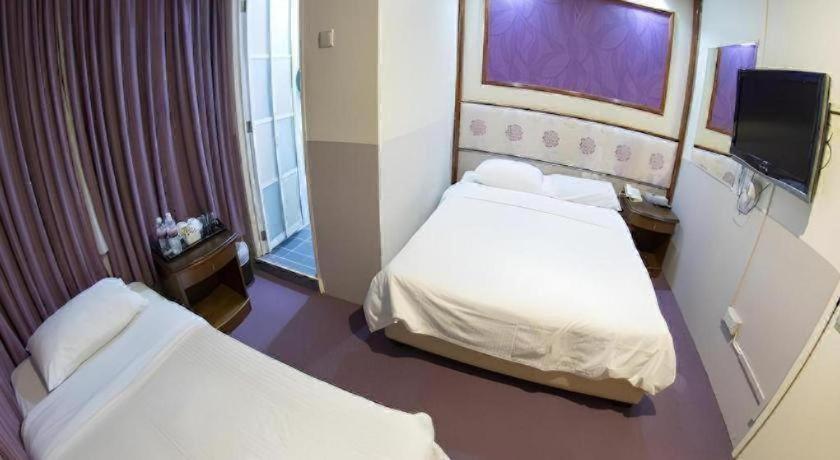 165 Hotel 2*