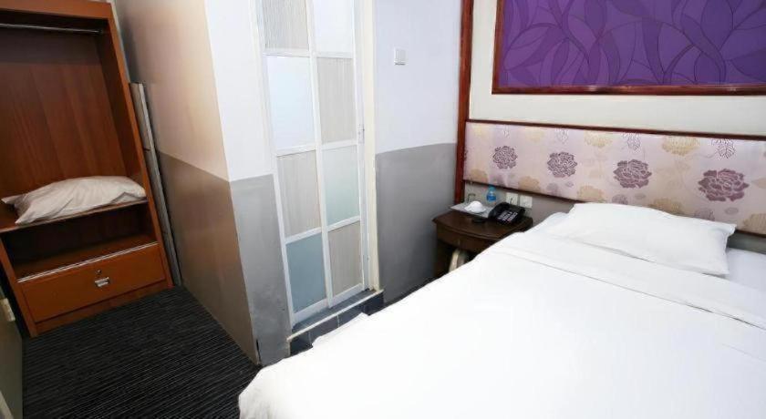 165 Singapore