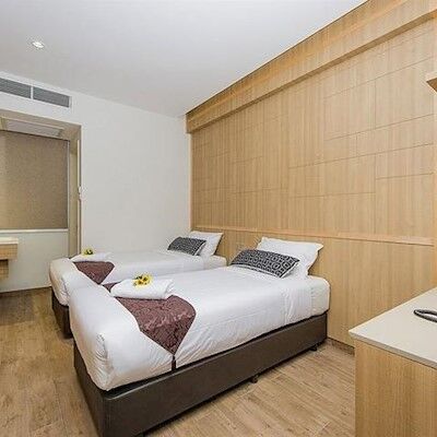 Hotel 81 Premier Star 2*