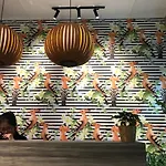 Reddoorz Hostel @ Kallang Mrt