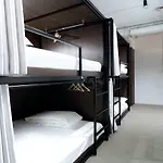 Bond Boutique Capsule Hotel @ Bugis