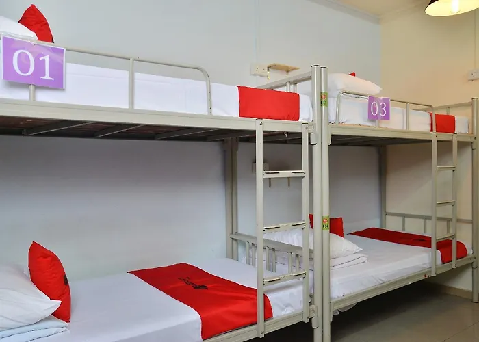 Reddoorz Hostel @ Kallang Mrt