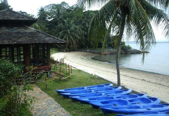 Celestial Ubin Beach 3*