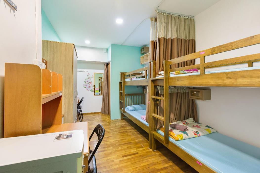 Female Dorm At Bugis Area Singapore