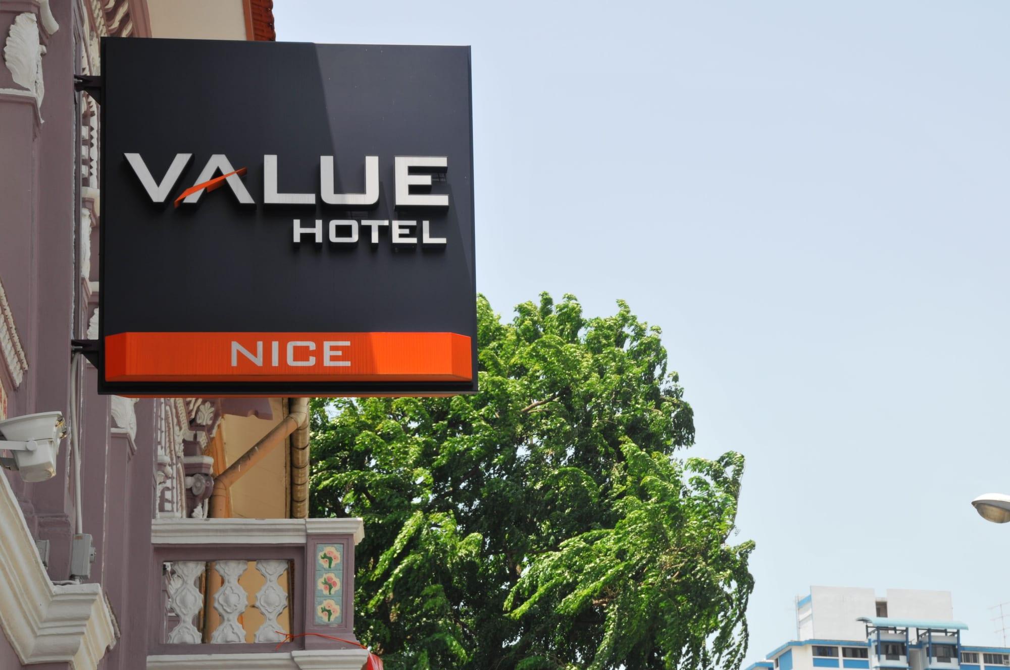 Value 2* Singapore