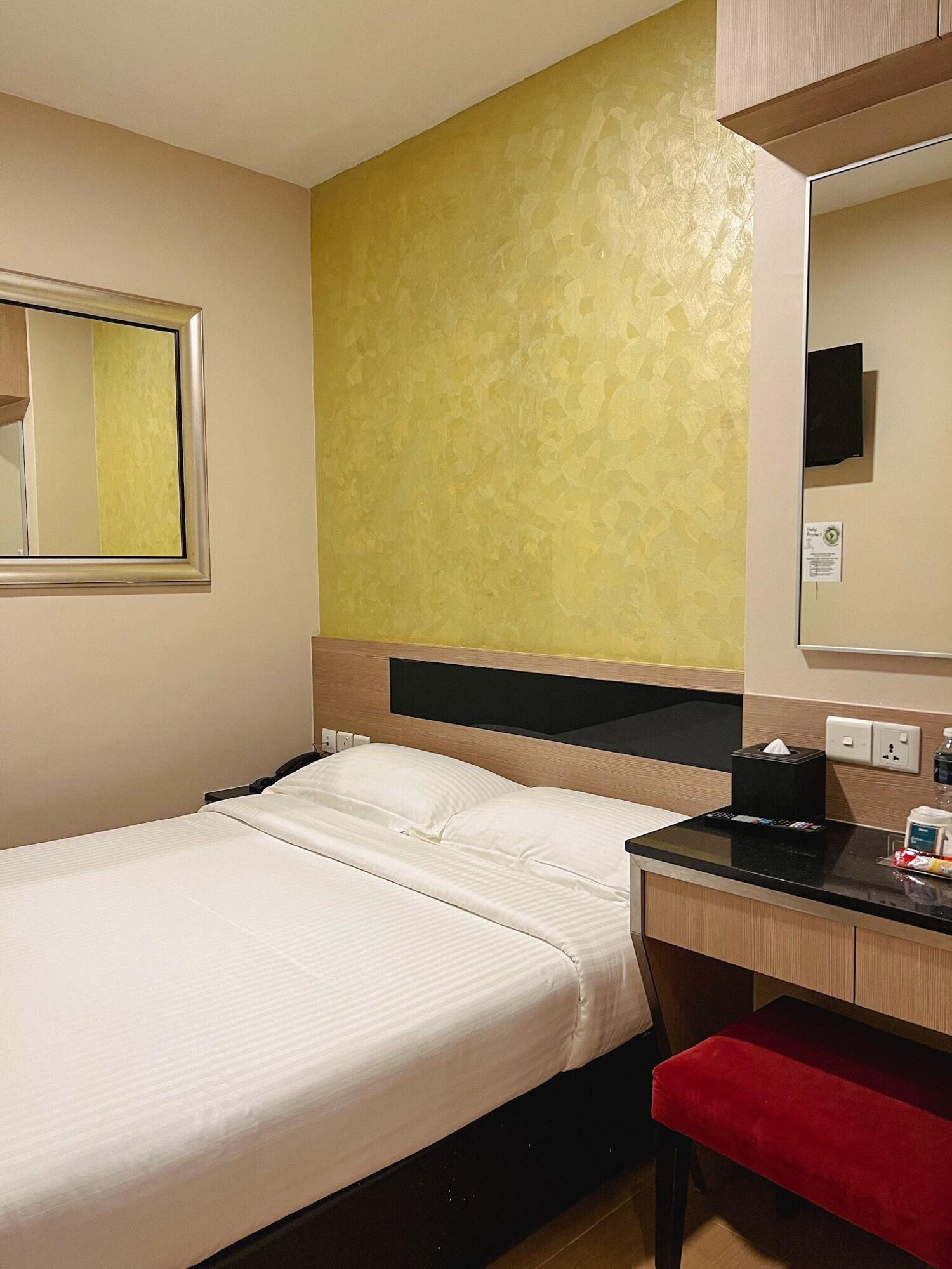 Fragrance - Ocean View Hotel