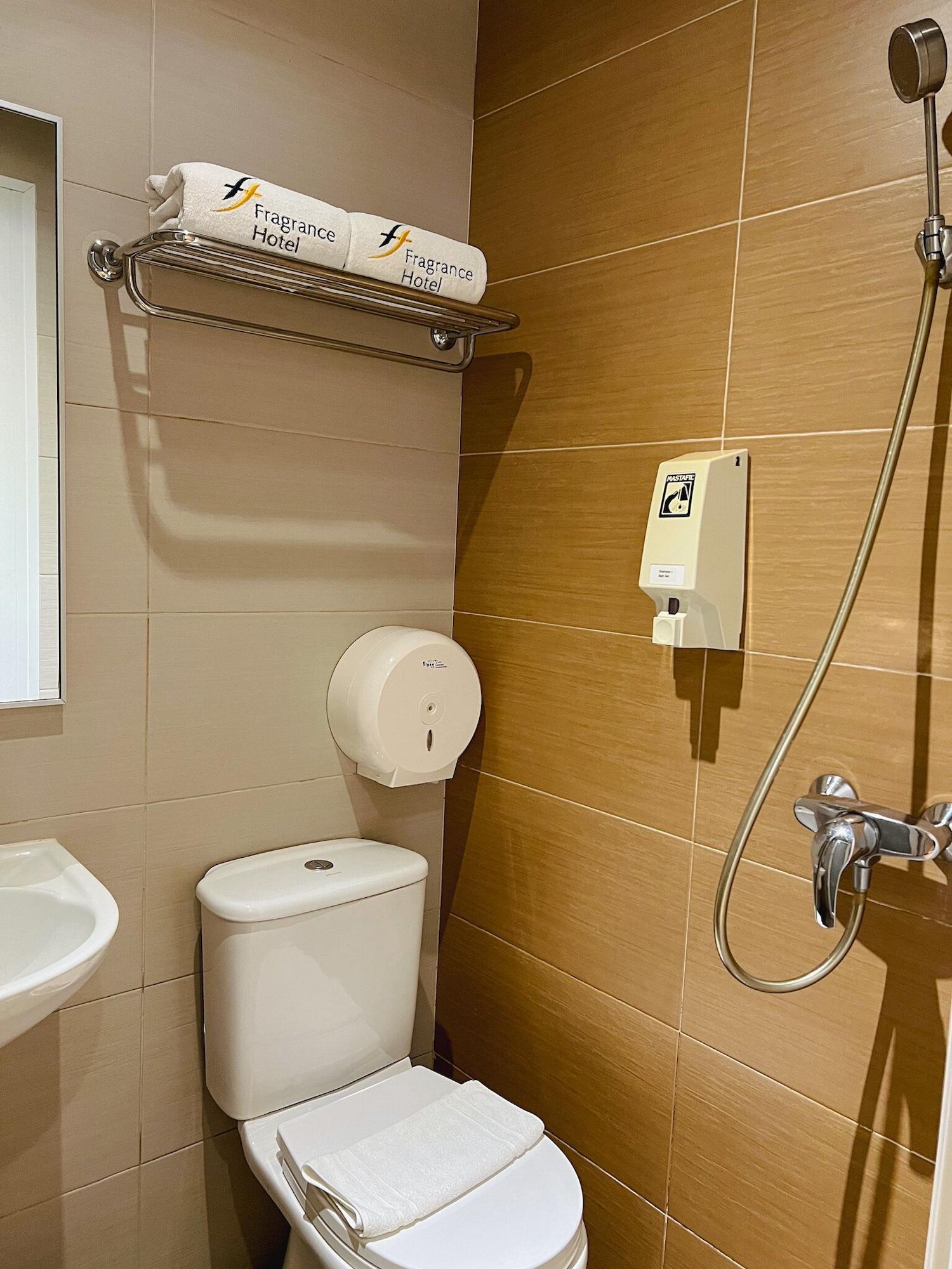 Fragrance - Ocean View Hotel Singapore
