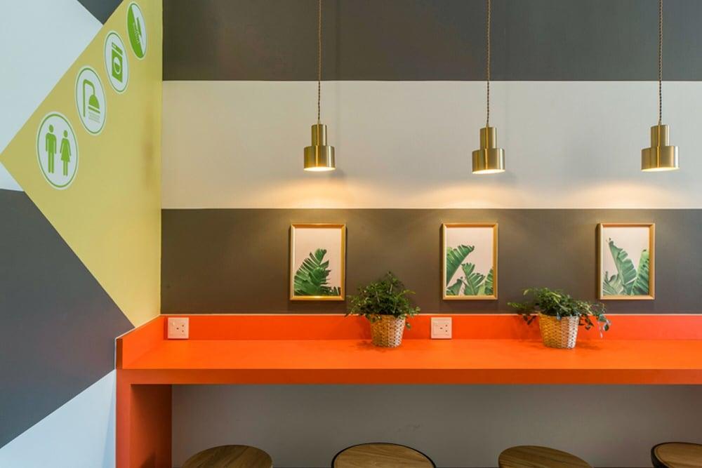 Hostel Reddoorz @ Kallang Mrt Singapore