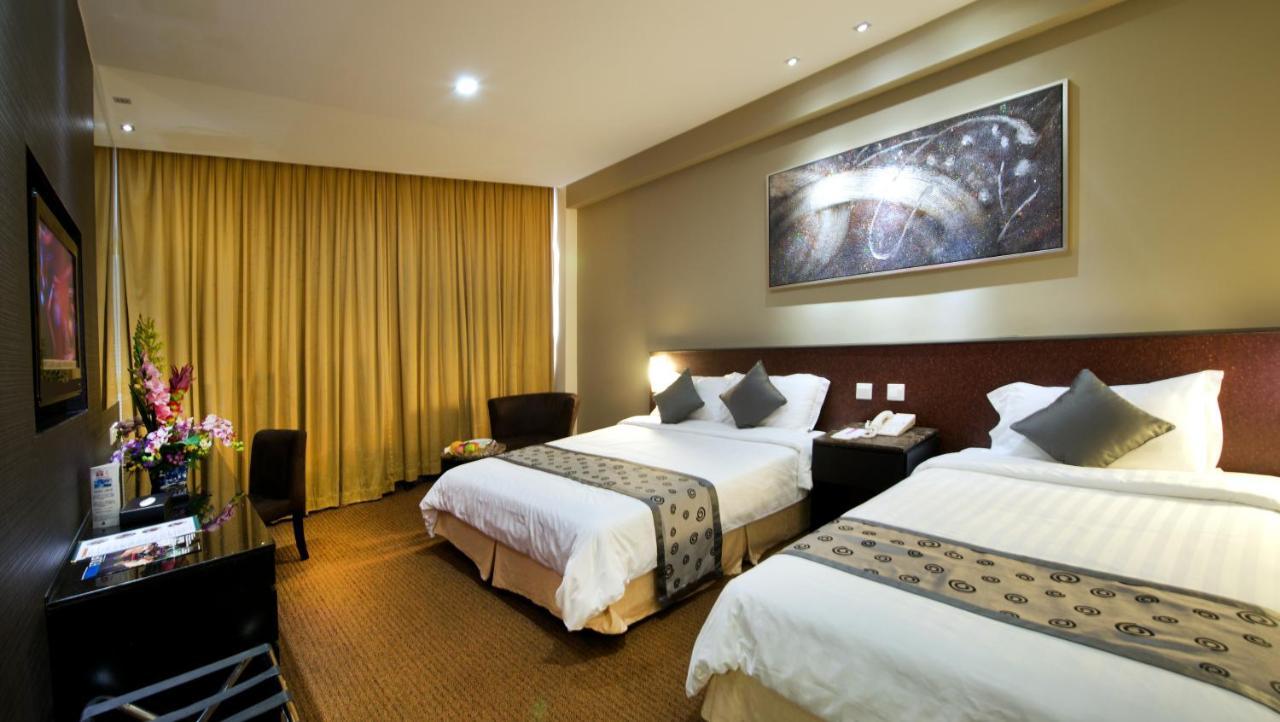 Royal Hotel 4*