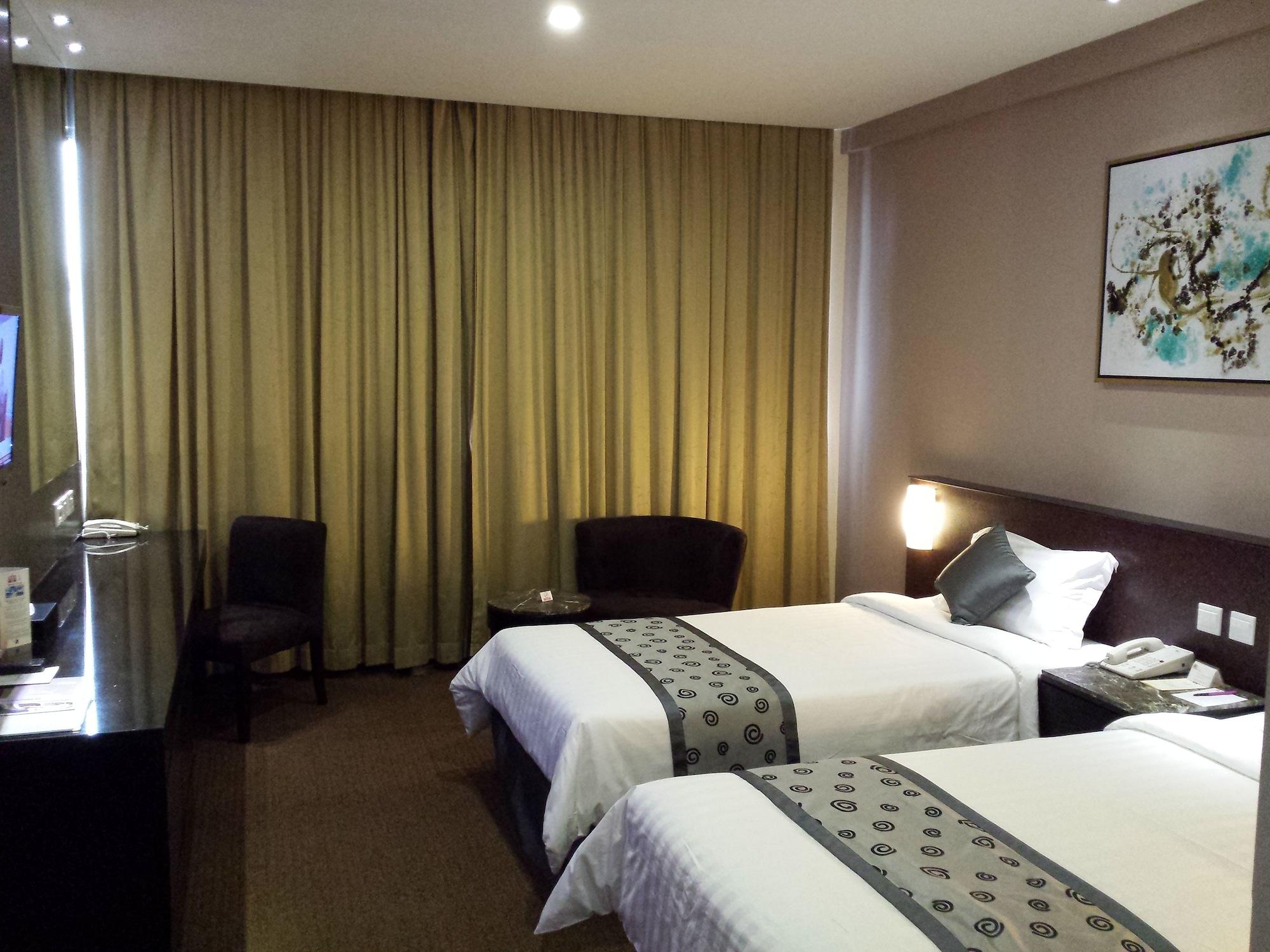 Royal Singapore