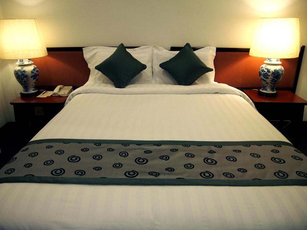 Hotel Royal 4*