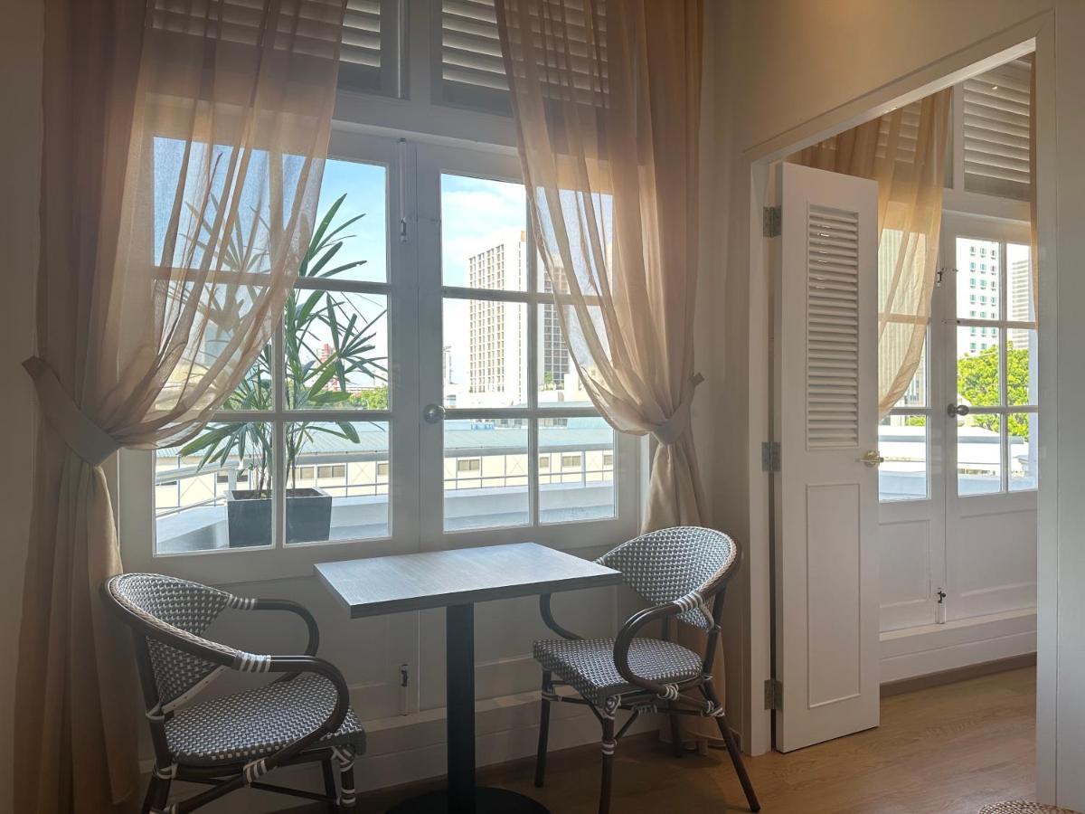 Bugis Hovoh Boutique Service