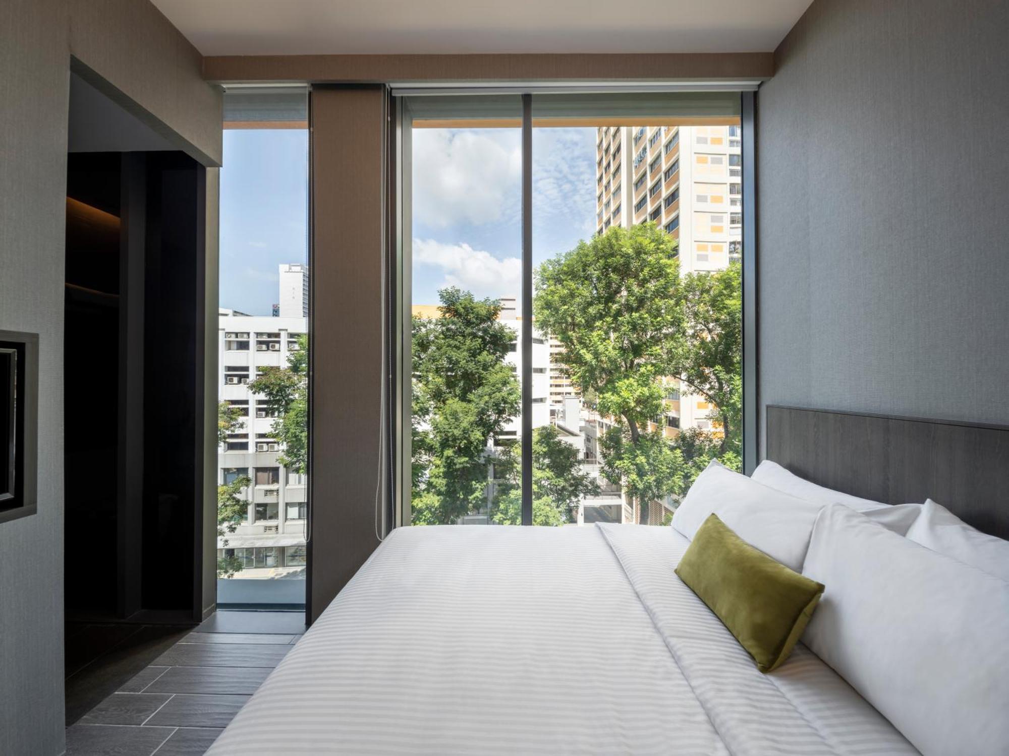 Hotel Beverly Elements