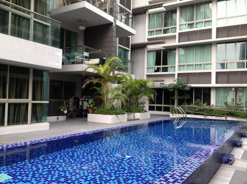 Downtown Apartment *
