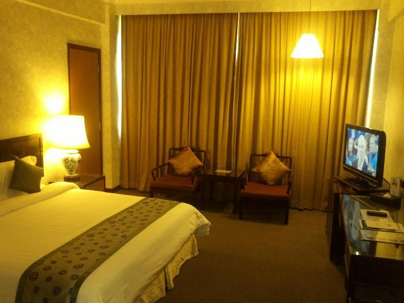 Royal 4* Singapore