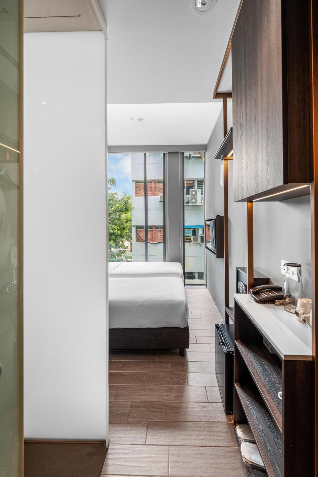 Hotel Beverly Elements