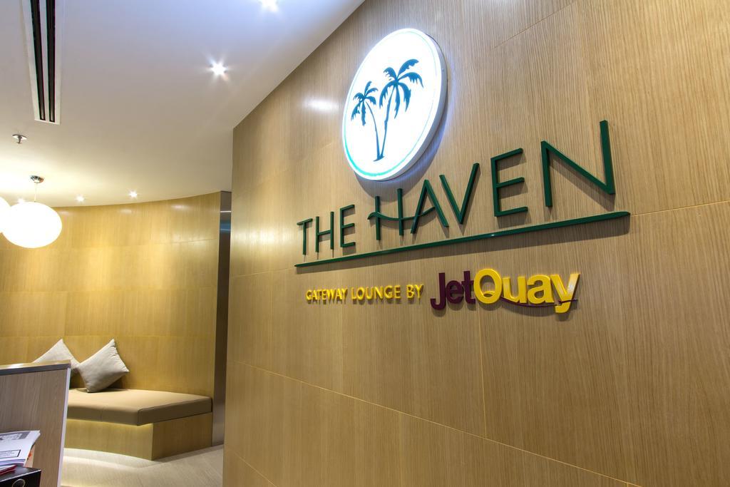 The Haven By Jetquay - Located In Public Arrival Hall Of Changi Airport Hotel 3*
