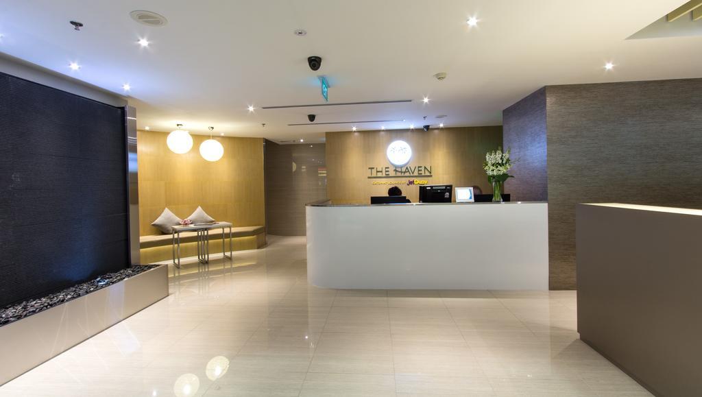 Hotel The Haven By Jetquay - Located In Public Arrival Hall Of Changi Airport 3*