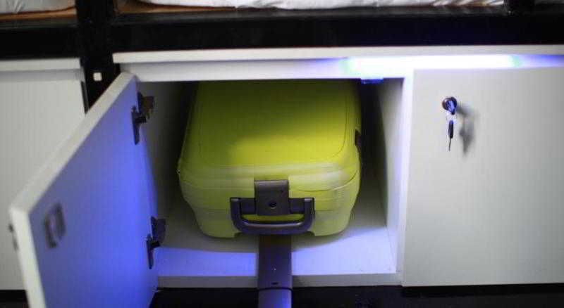 Hostel Plush Pods *