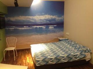 Reddoorz @ Kallang Mrt Hostel