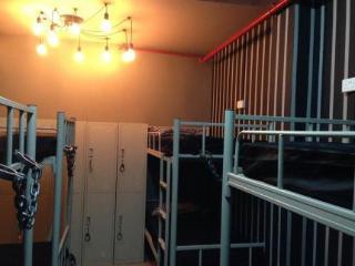 Hostel Reddoorz @ Kallang Mrt *