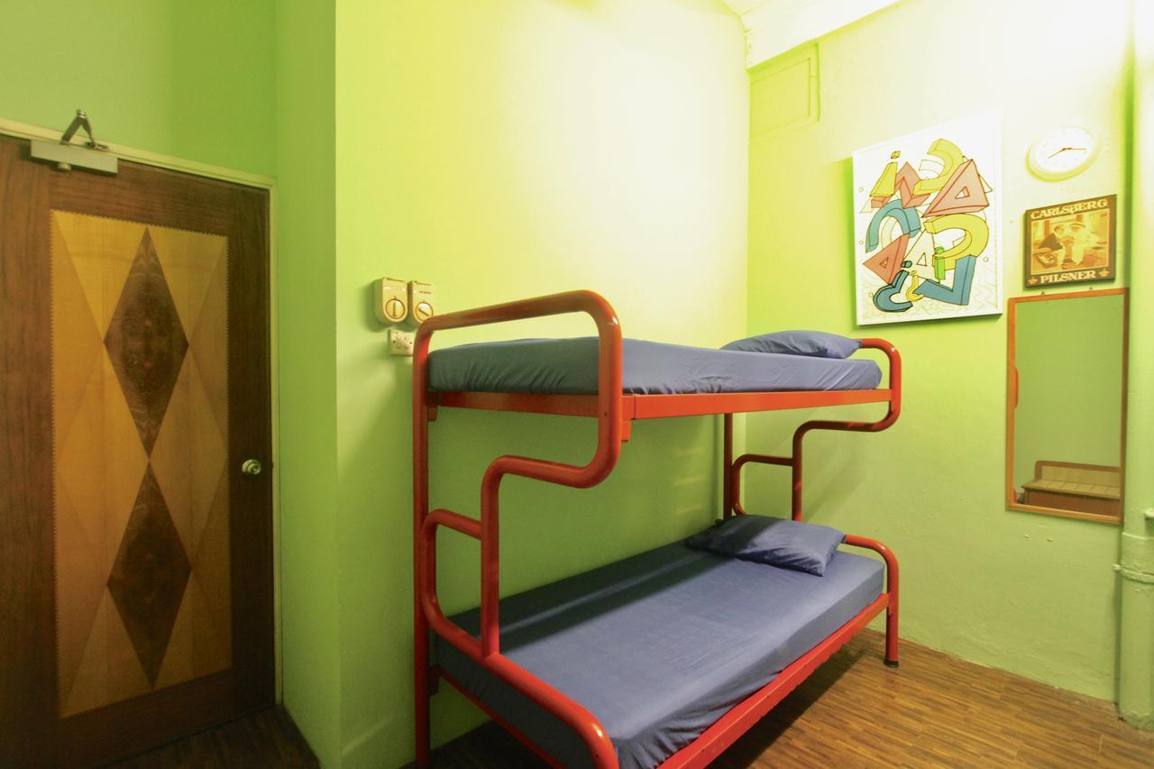 Backpacker Cozy Corner Hostel