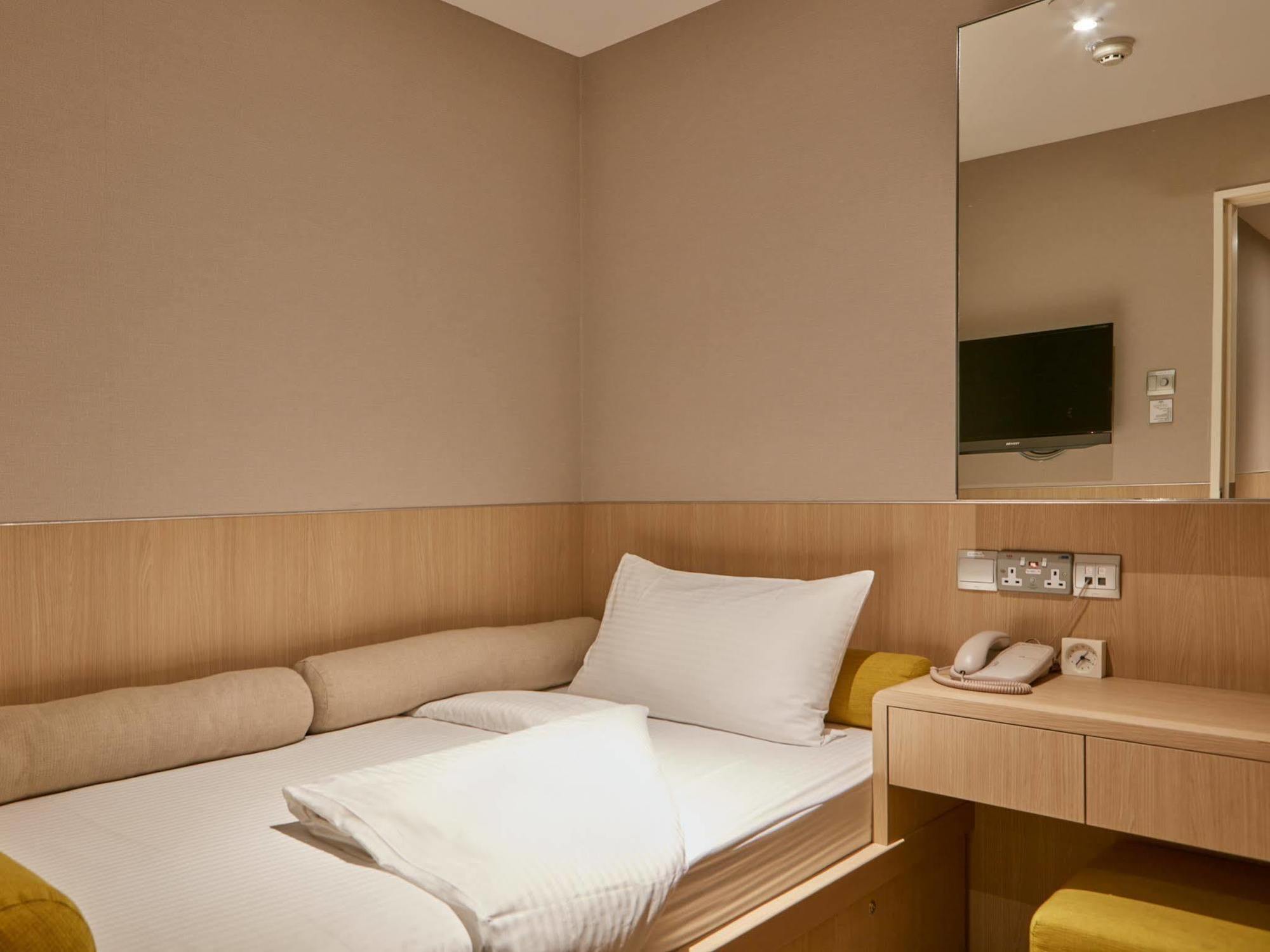 The Haven By Jetquay - Located In Public Arrival Hall Of Changi Airport Hotel Singapore