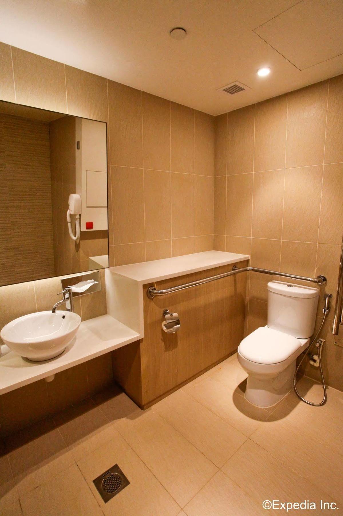The Haven By Jetquay - Located In Public Arrival Hall Of Changi Airport 3*