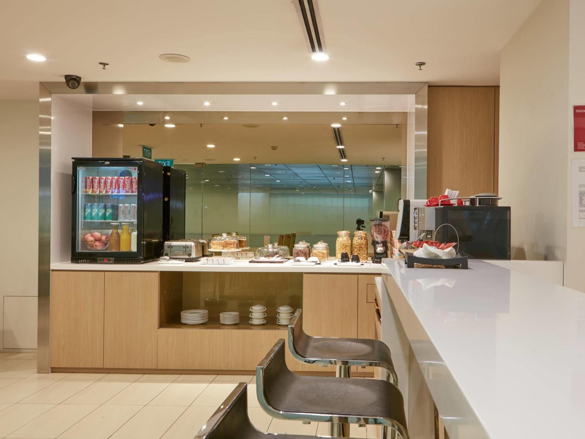 The Haven By Jetquay - Located In Public Arrival Hall Of Changi Airport 3* Singapore