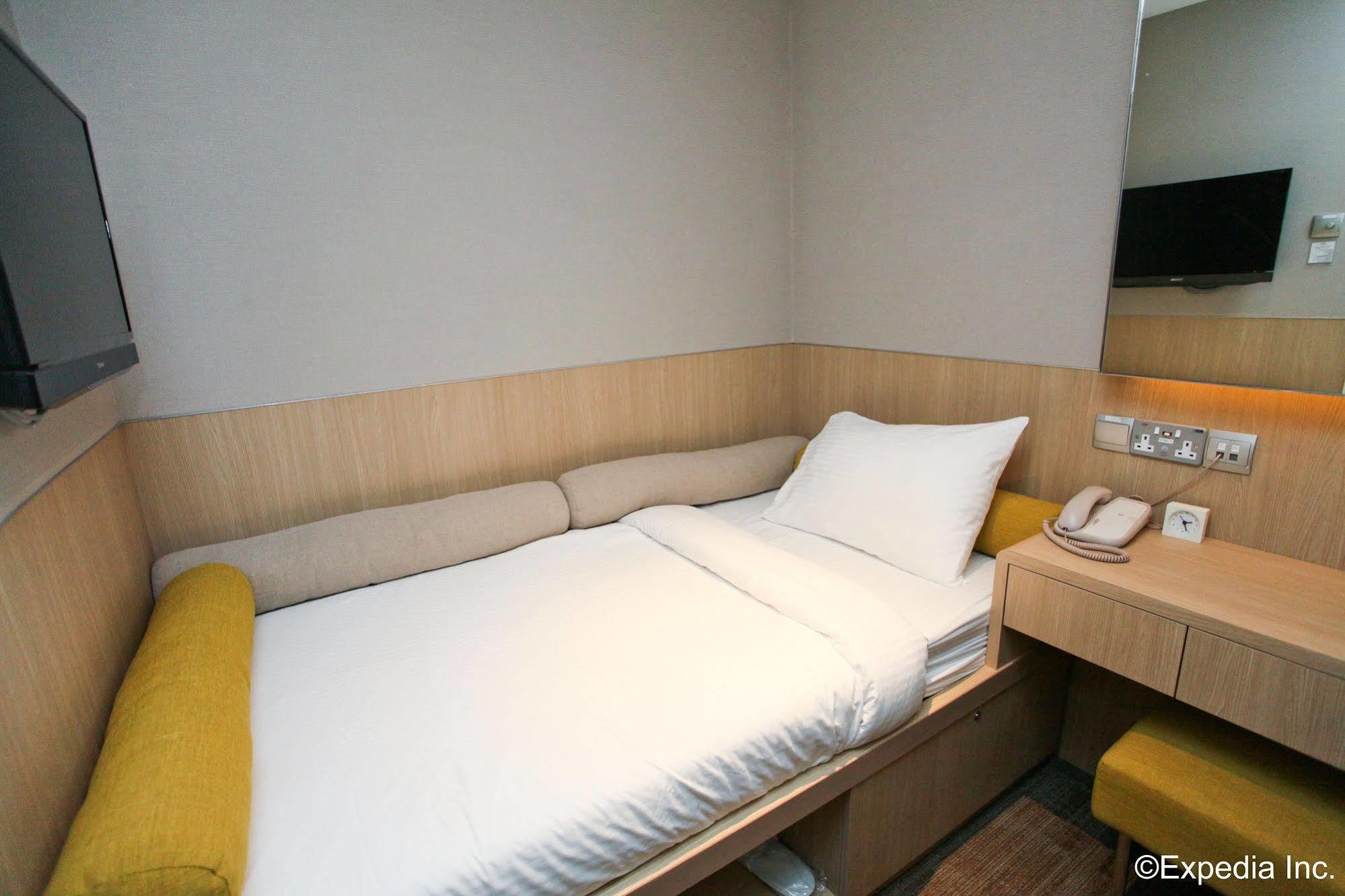 The Haven By Jetquay - Located In Public Arrival Hall Of Changi Airport Hotel 3*