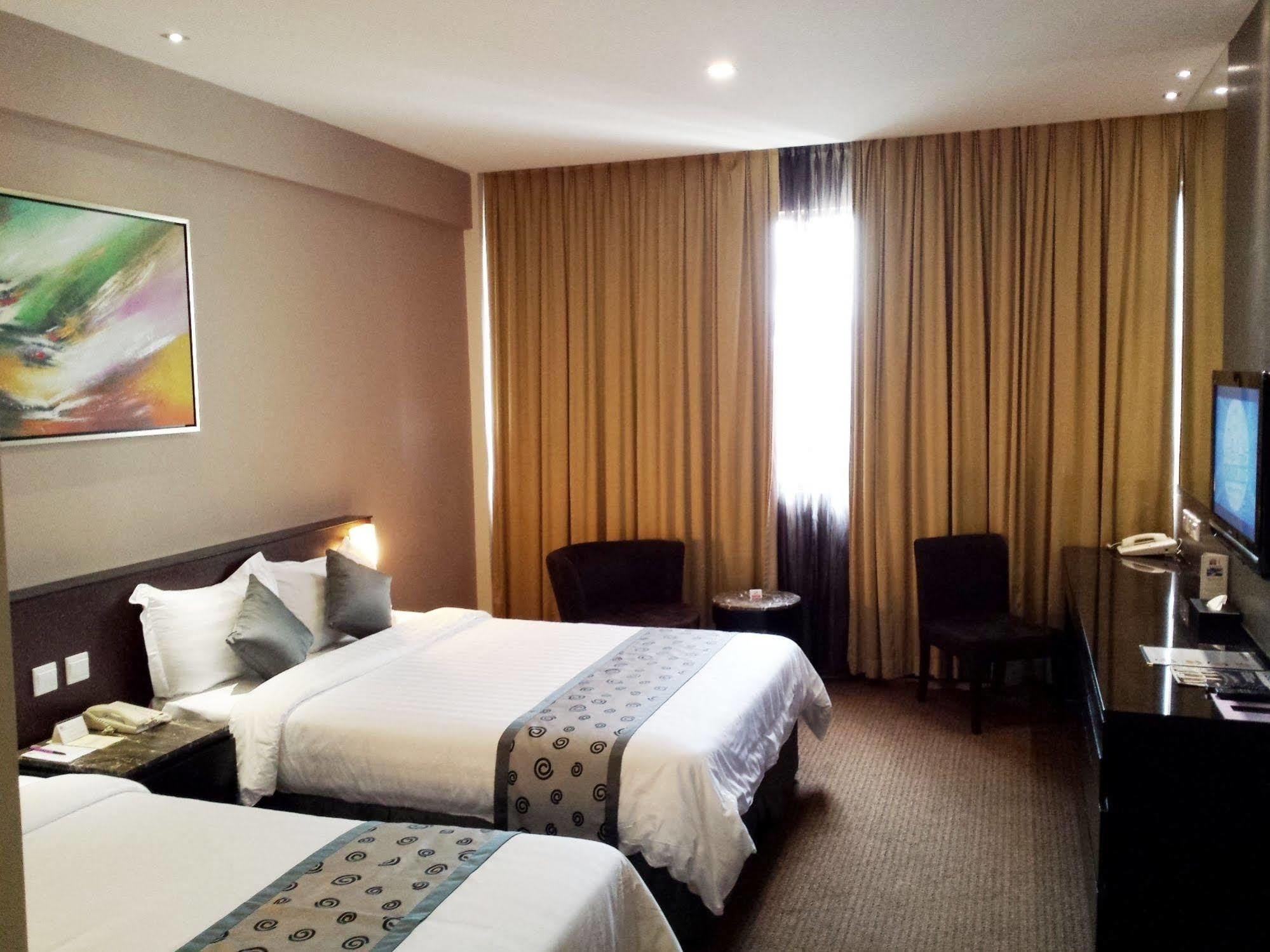 Hotel Royal Singapore