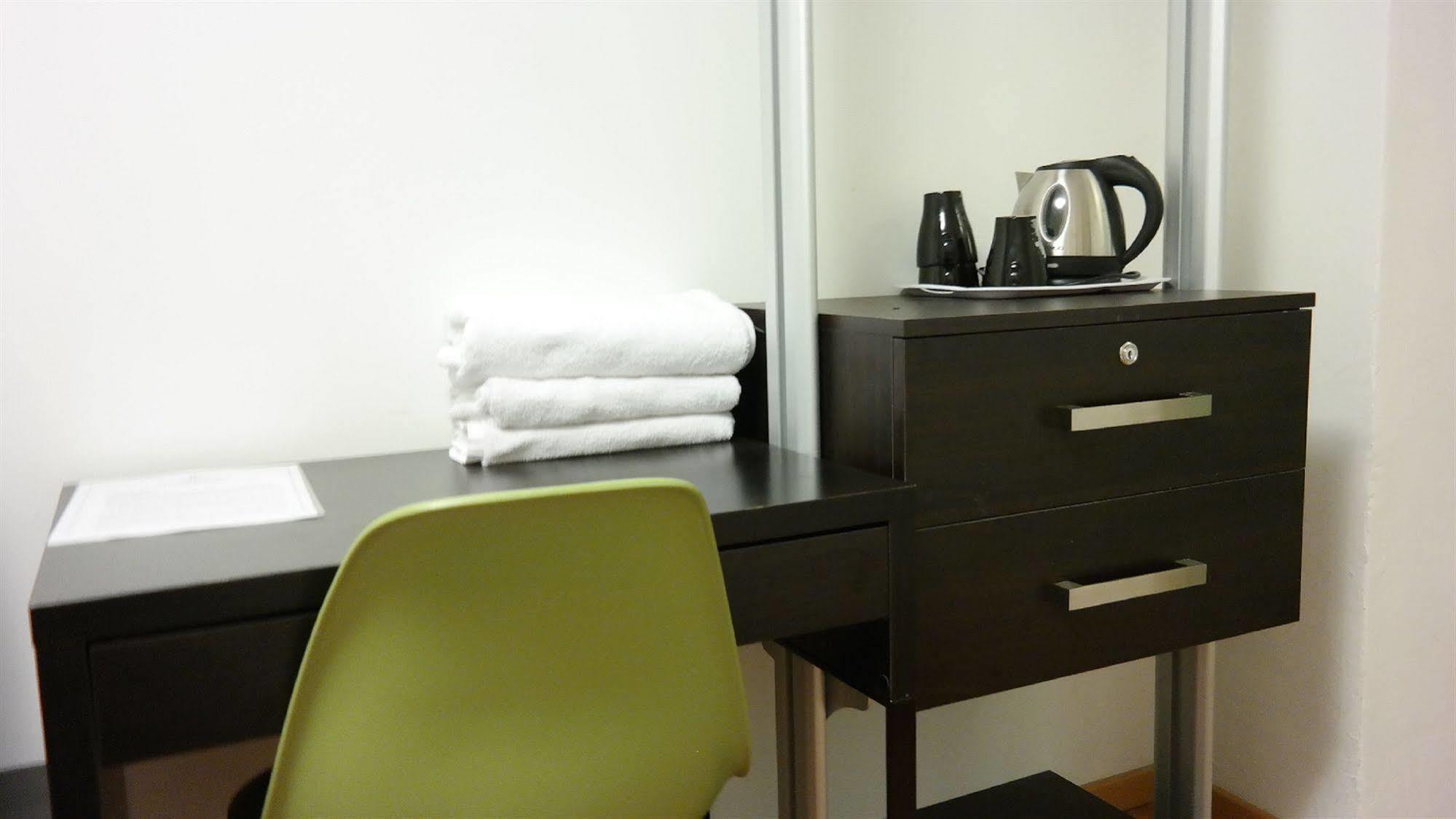 Plush Pods Hostel