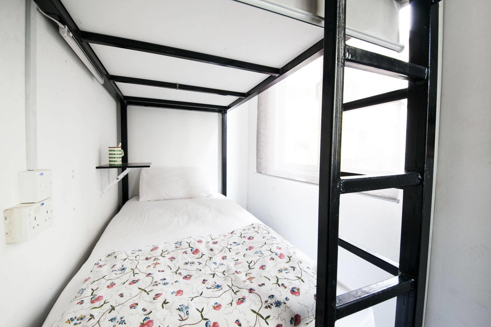 Hostel Plush Pods *