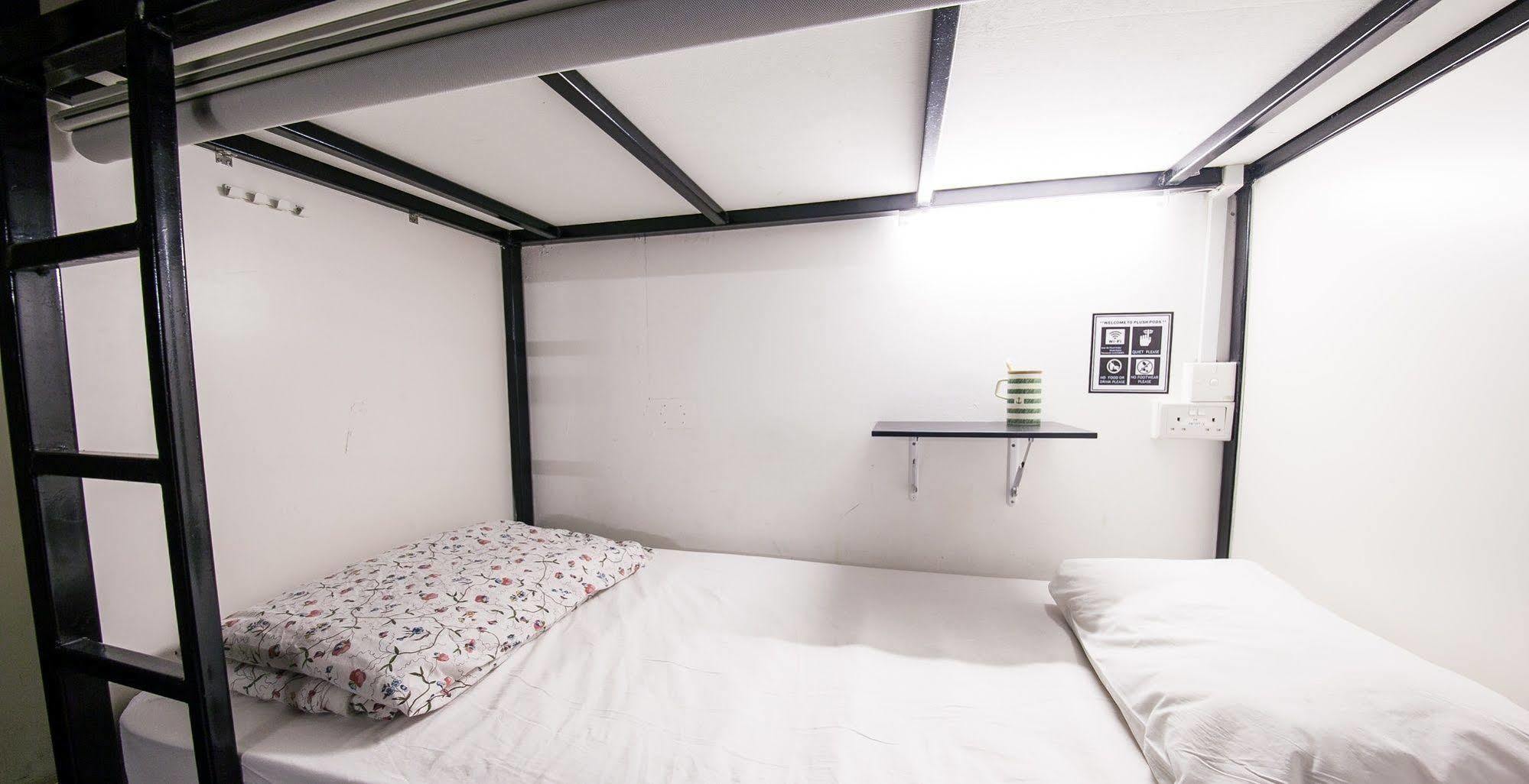 Plush Pods Hostel *
