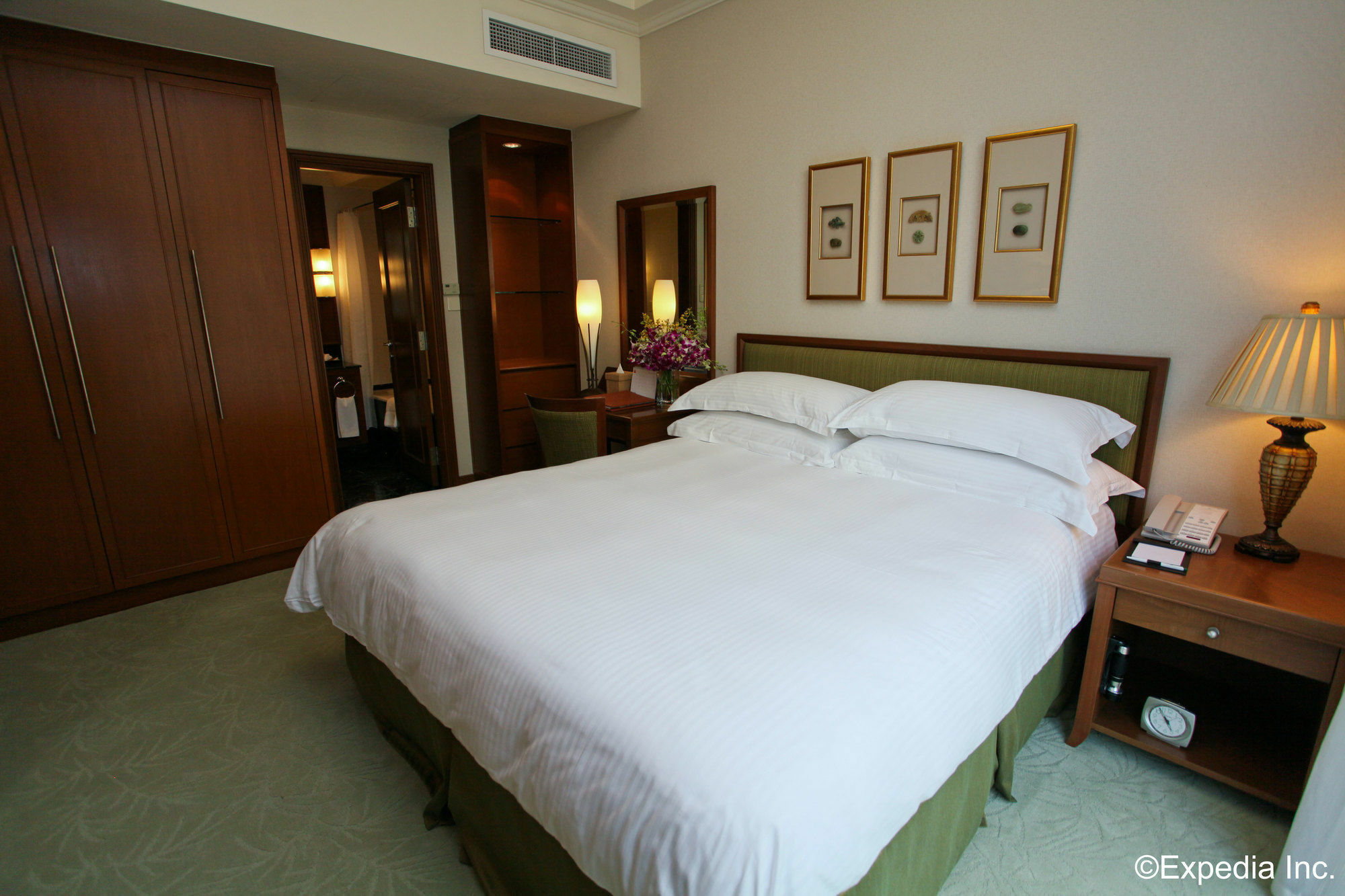 Treetops Executive Residences Aparthotel Singapore