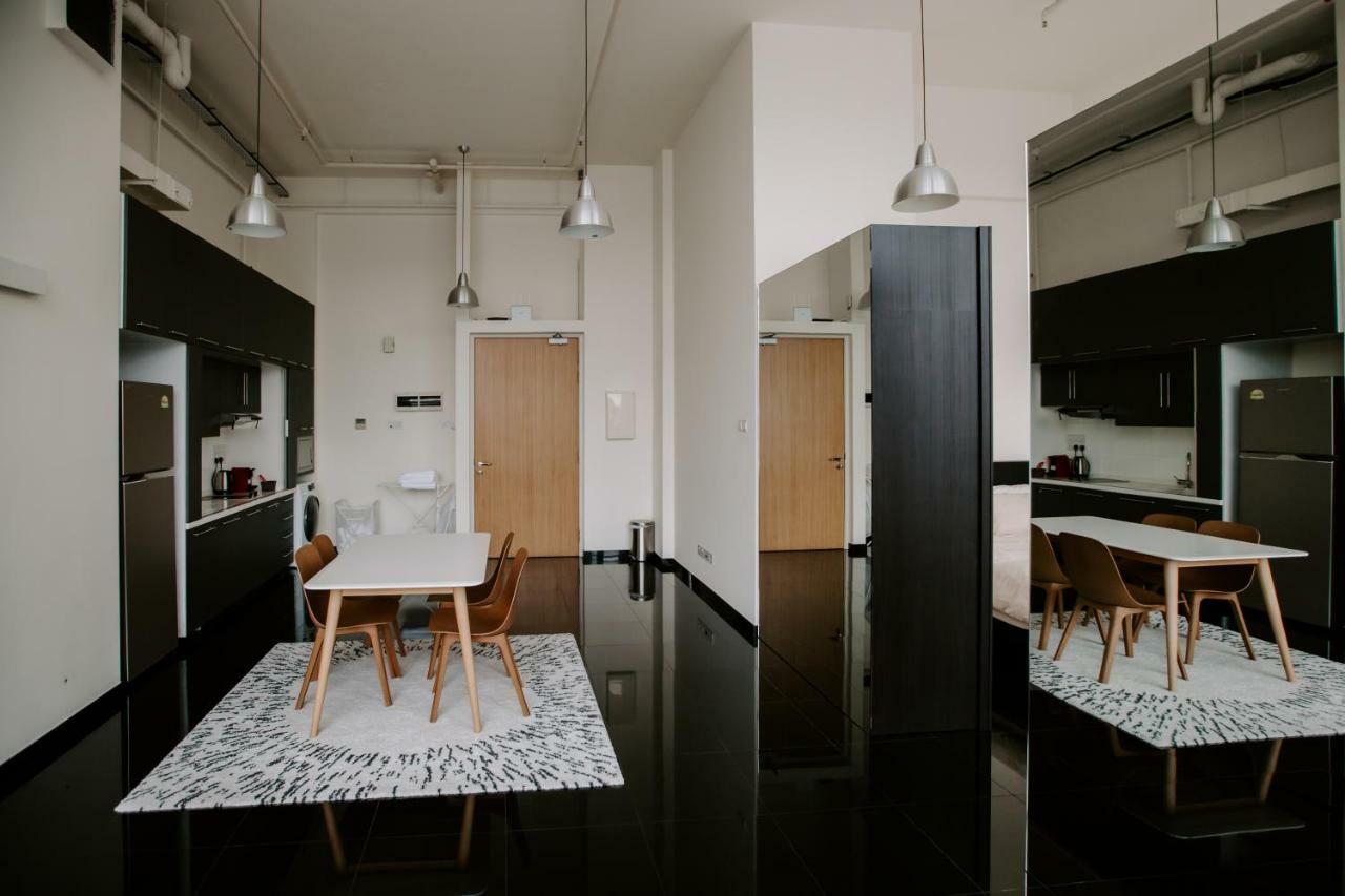 Cayden Riverfront Residences 4*