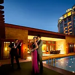 Resorts World Sentosa - Crockfords Tower