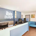 Ibis Budget Singapore Sapphire