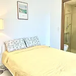 2 Bedroom With City View Near Subway In Central