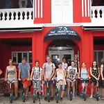 Inncrowd Backpackers 2
