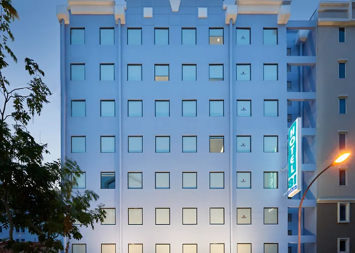 Hotel 81 Gold