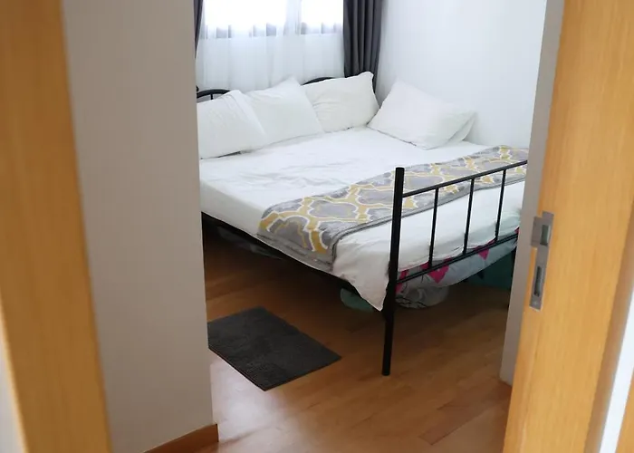 Flora Apartment