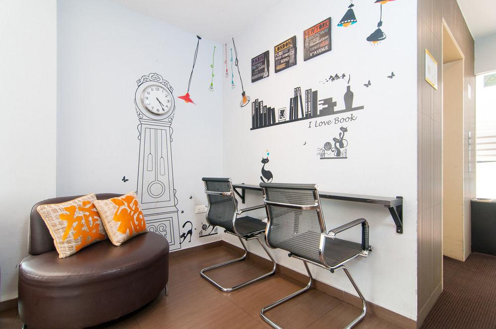Hotel Ibis Budget Sapphire 2*